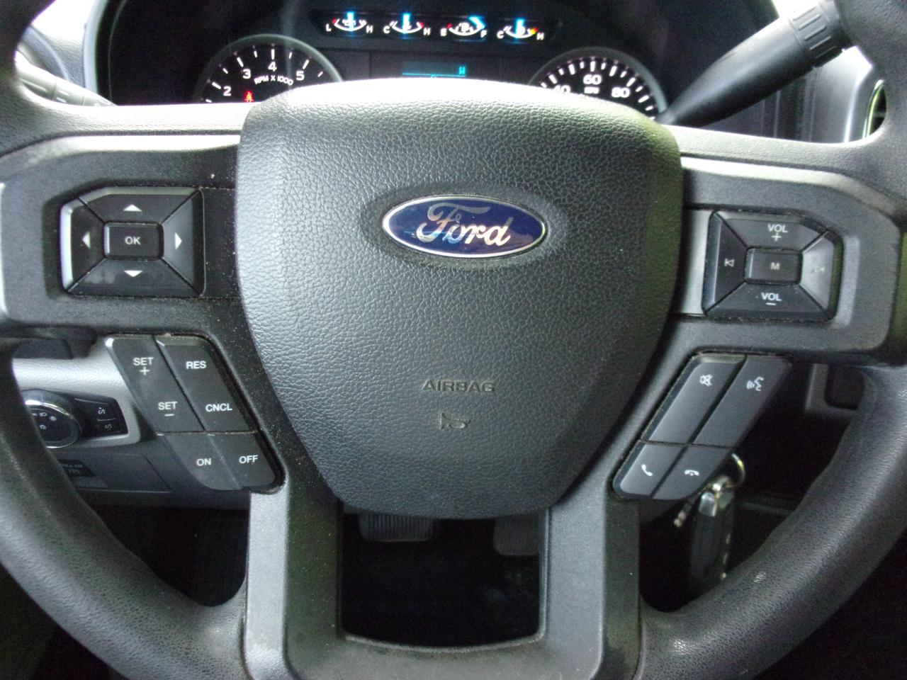 Ford F-150 4WD SuperCab 145" XLT 2015