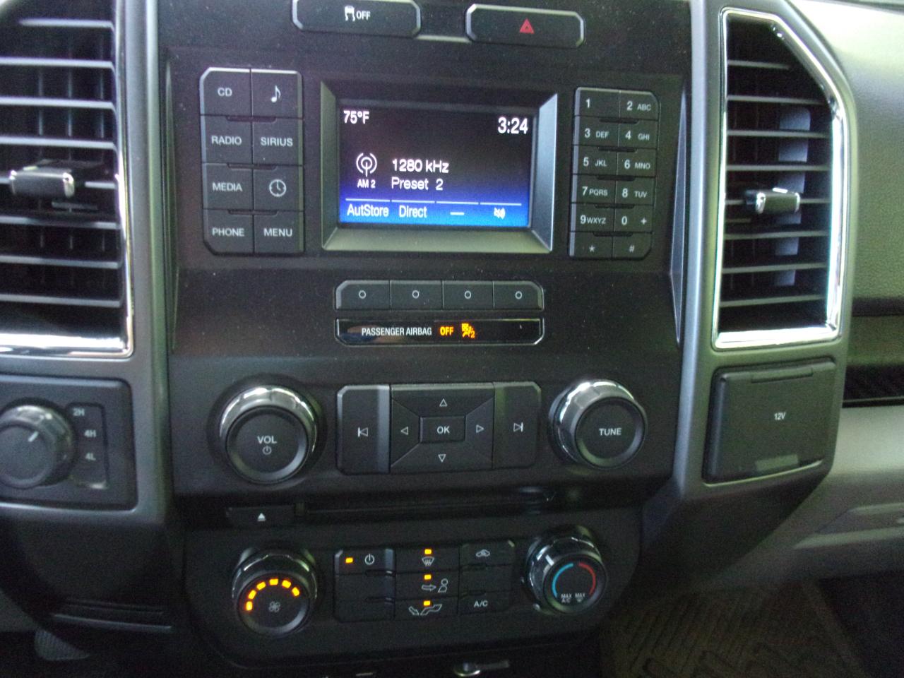 Ford F-150 4WD SuperCab 145" XLT 2015