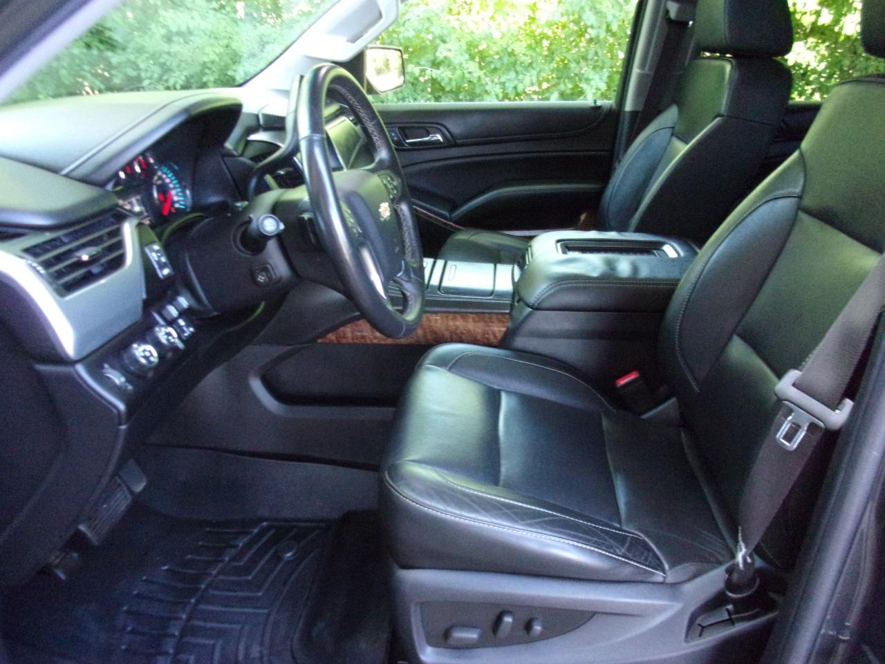 Chevrolet Suburban 4WD 4dr LTZ 2015
