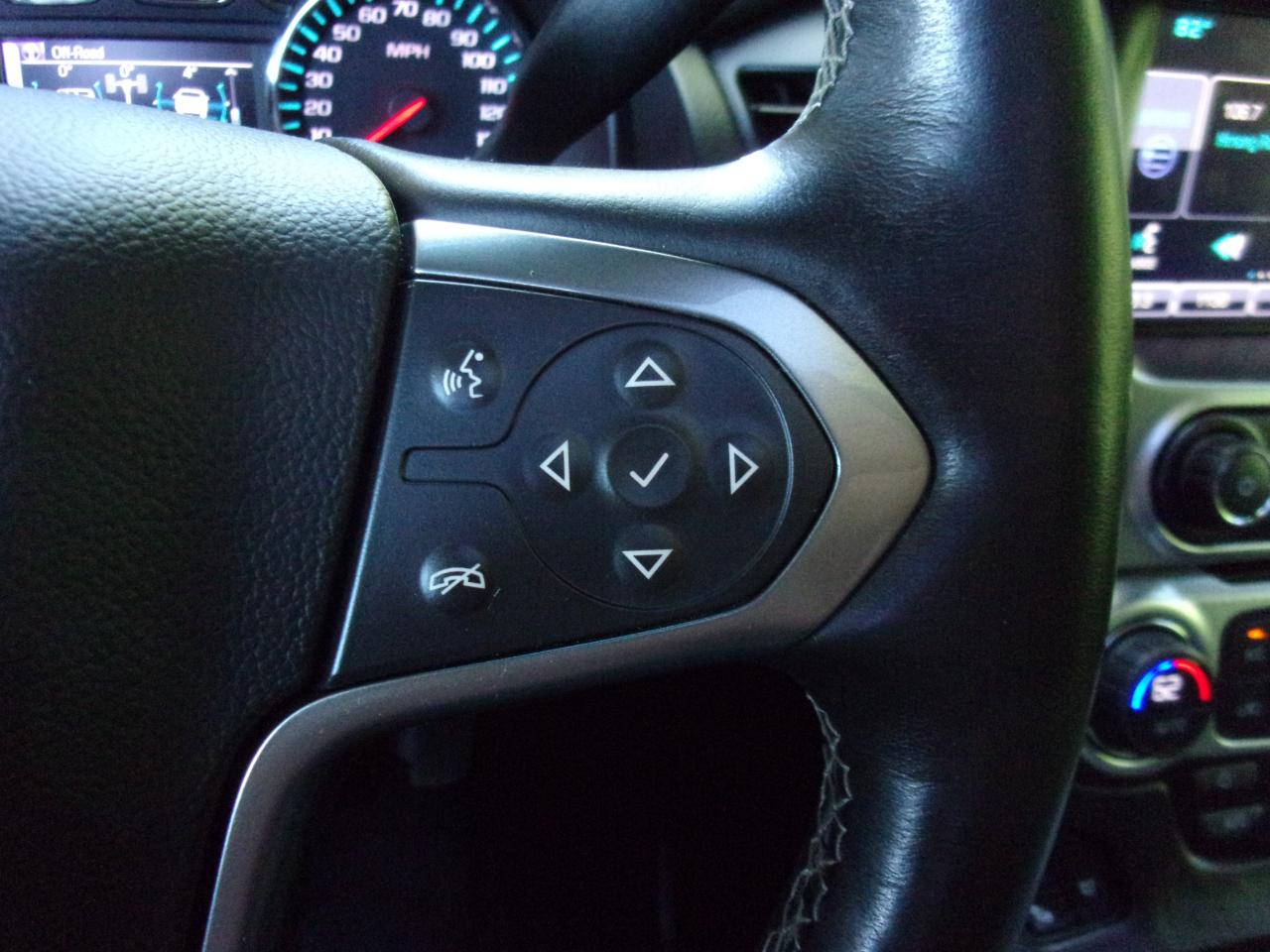 Chevrolet Suburban 4WD 4dr LTZ 2015