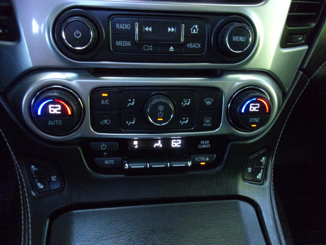 Chevrolet Suburban 4WD 4dr LTZ 2015