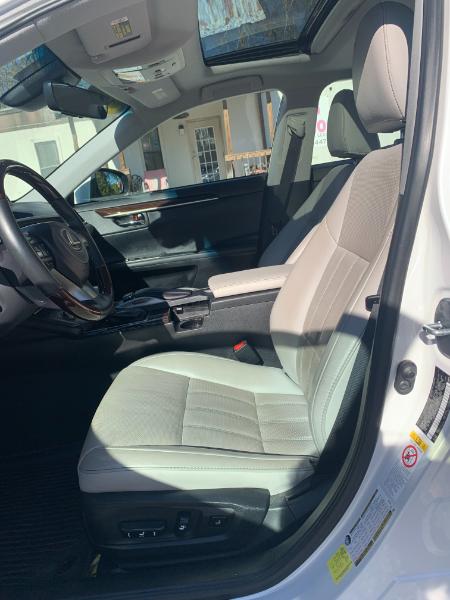 Lexus ES 350 Sedan 2017