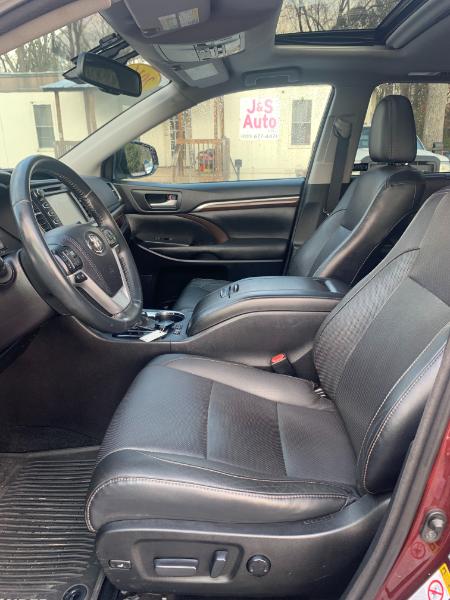 Toyota Highlander Limited FWD V6 2016