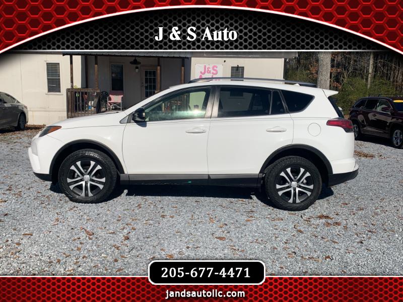 Toyota RAV4 LE FWD 2018