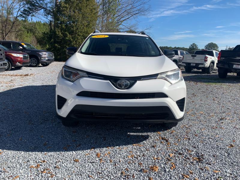Toyota RAV4 LE FWD 2018