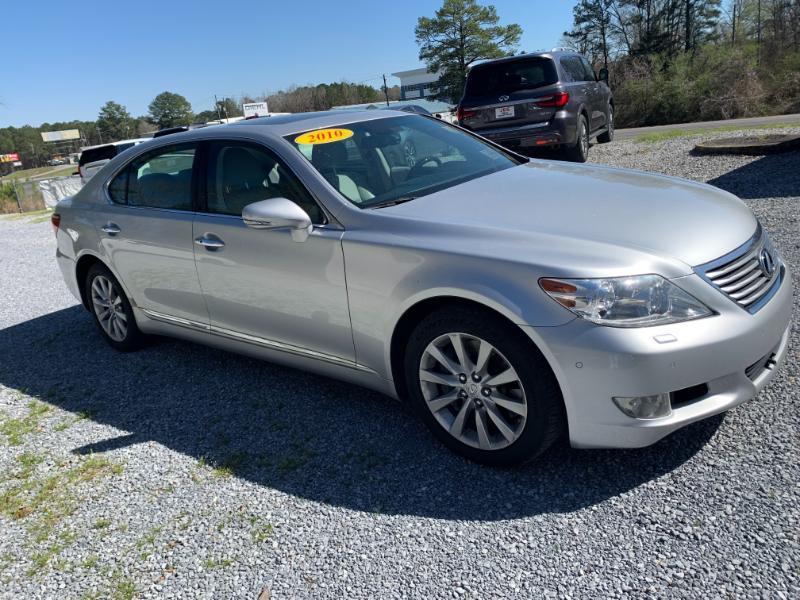 Lexus LS 460 L Luxury Sedan AWD 2010