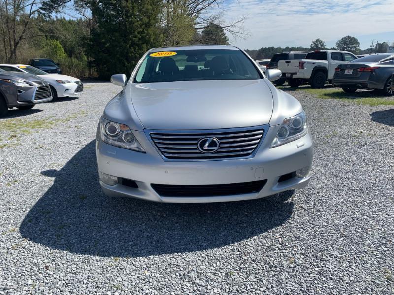 Lexus LS 460 L Luxury Sedan AWD 2010