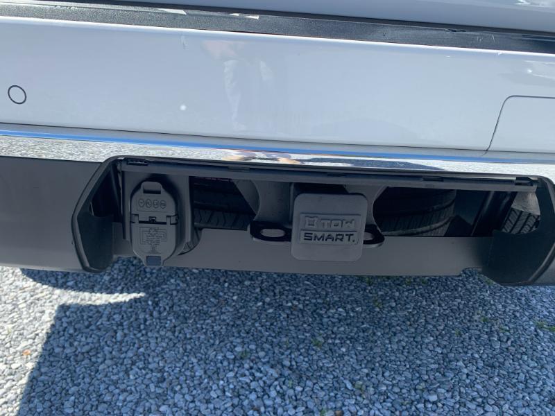 GMC Yukon SLT 2WD 2021