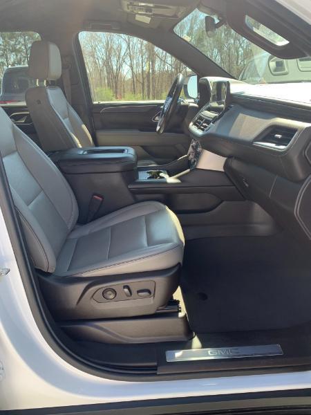 GMC Yukon SLT 2WD 2021