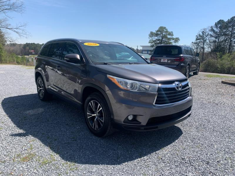 Toyota Highlander XLE FWD V6 2016