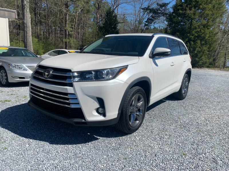 Toyota Highlander Limited FWD V6 2019