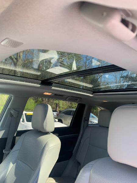 Toyota Highlander Limited FWD V6 2019