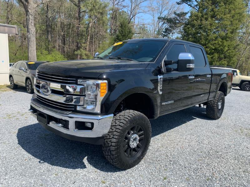 Ford F-250 SD Lariat Crew Cab 4WD 2017