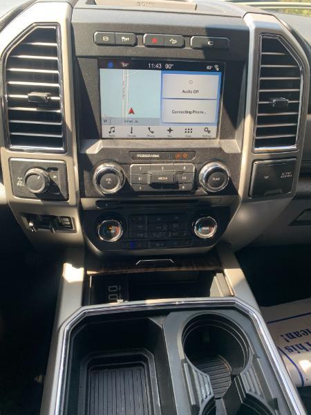 Ford F-250 SD Lariat Crew Cab 4WD 2017