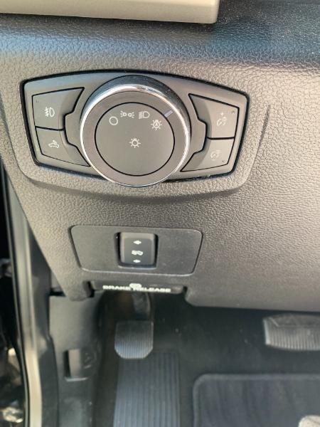 Ford F-250 SD Lariat Crew Cab 4WD 2017