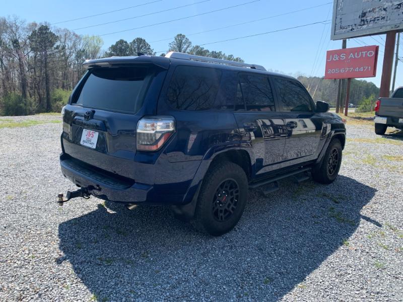 Toyota 4Runner SR5 2WD 2017