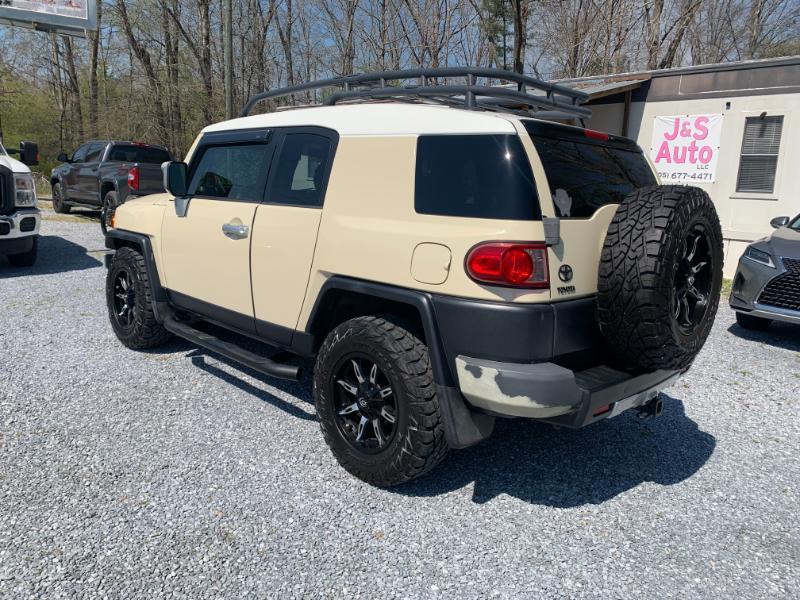 Toyota FJ Cruiser 2WD 2008