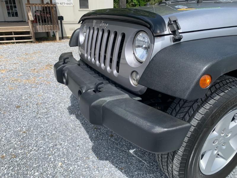 Jeep Wrangler Unlimited Sport 4WD 2017