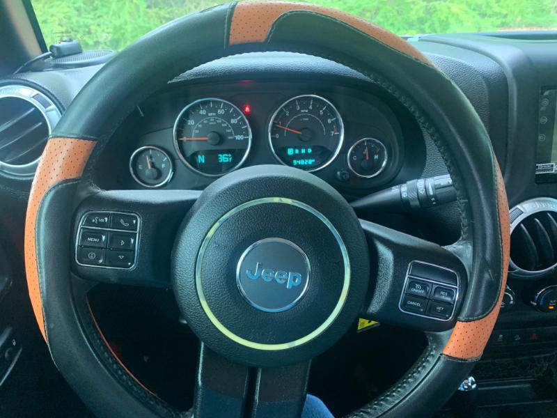 Jeep Wrangler Unlimited Sahara 4WD 2015