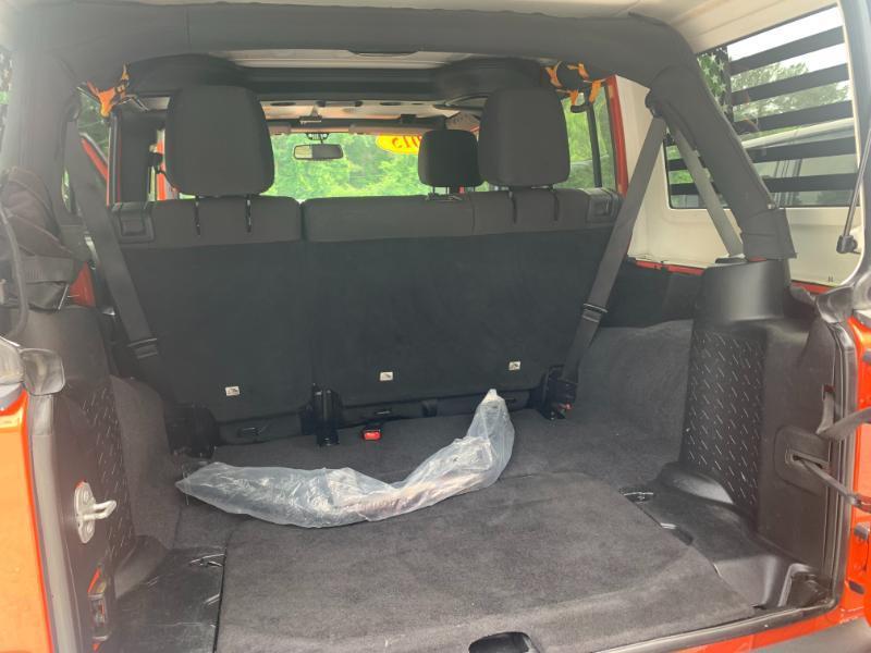 Jeep Wrangler Unlimited Sahara 4WD 2015