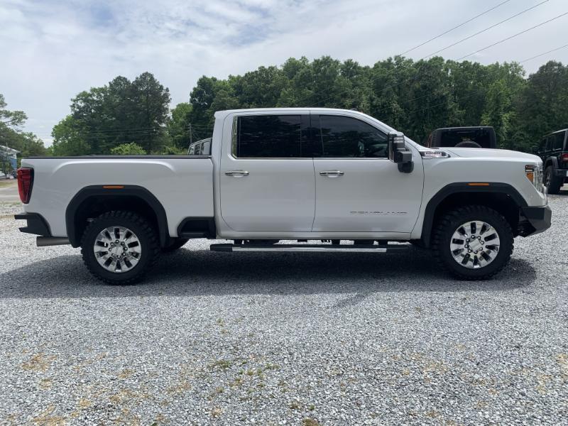 GMC Sierra 2500HD Denali Crew Cab 4WD 2020