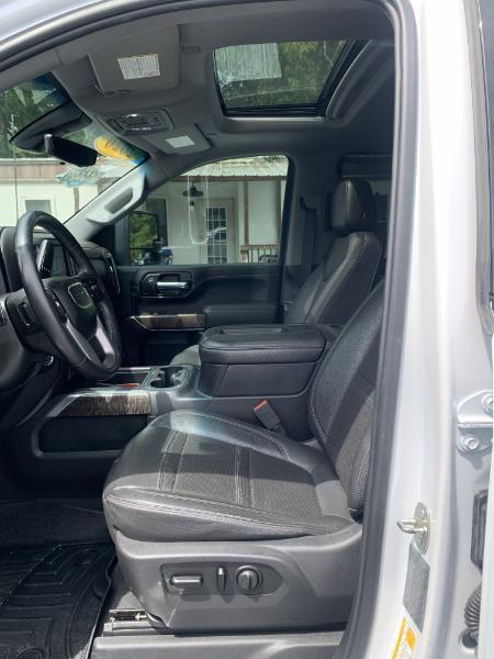 GMC Sierra 2500HD Denali Crew Cab 4WD 2020