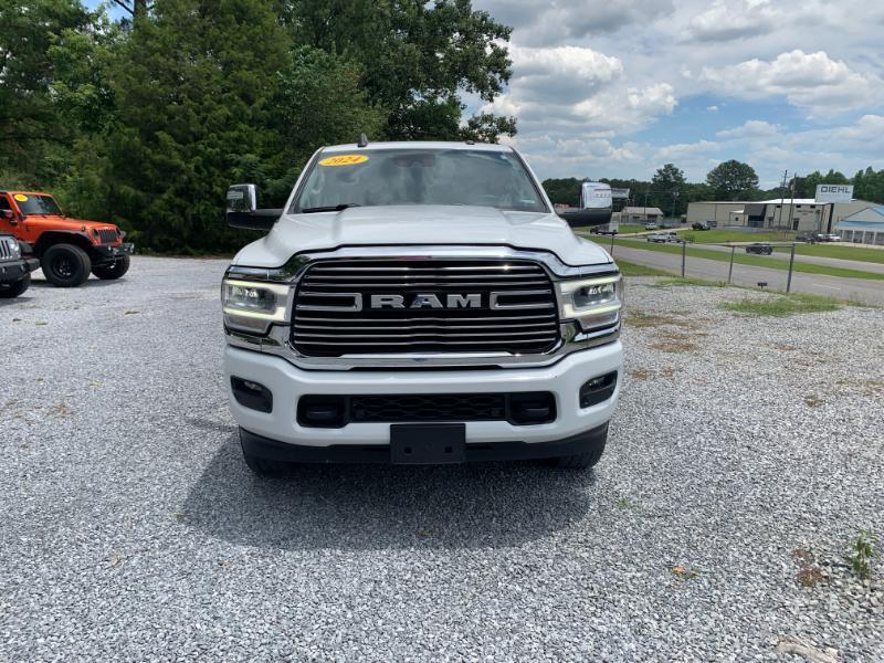 RAM 2500 Laramie Crew Cab SWB 4WD 2024