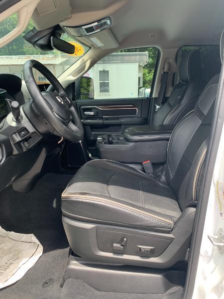 RAM 2500 Laramie Crew Cab SWB 4WD 2024