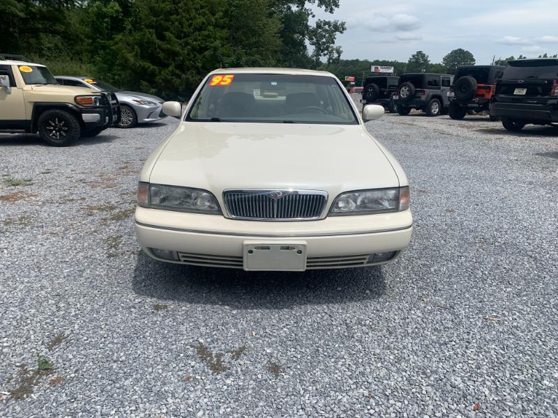 Infiniti Q45 Base 1995