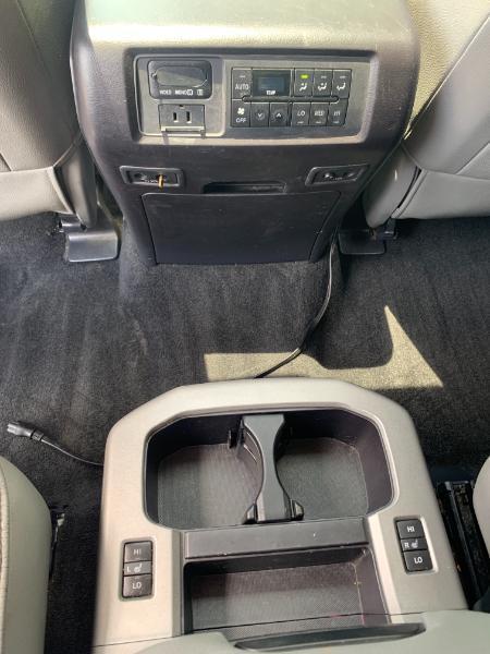 Toyota Sequoia Plantium 2WD 2016