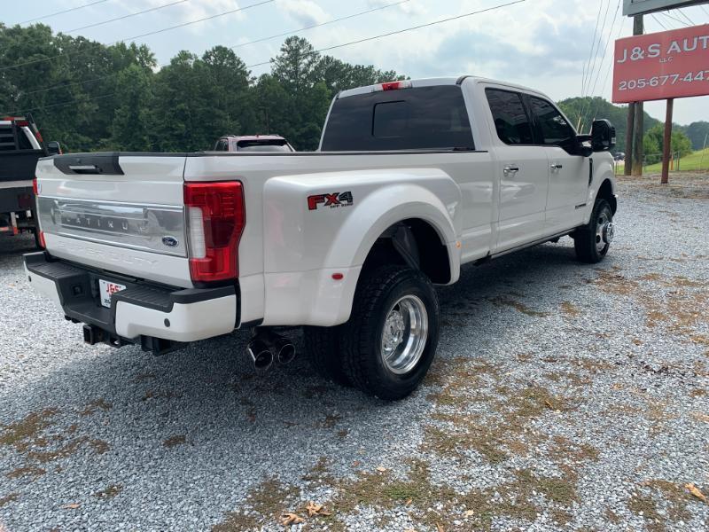 Ford F-350 SD Platinum Crew Cab Long Box 4WD DRW 2019