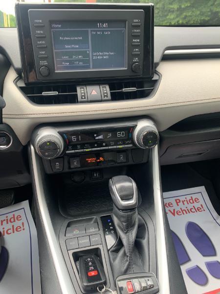 Toyota RAV4 XLE Premium 2019