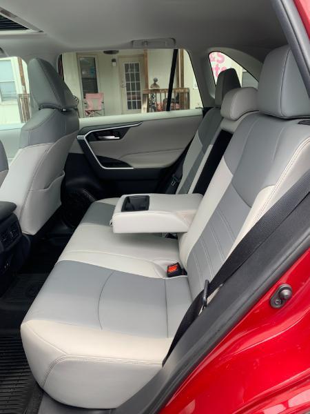 Toyota RAV4 XLE Premium 2019