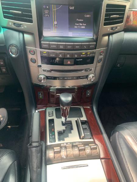 Lexus LX 570 Sport Utility 2015