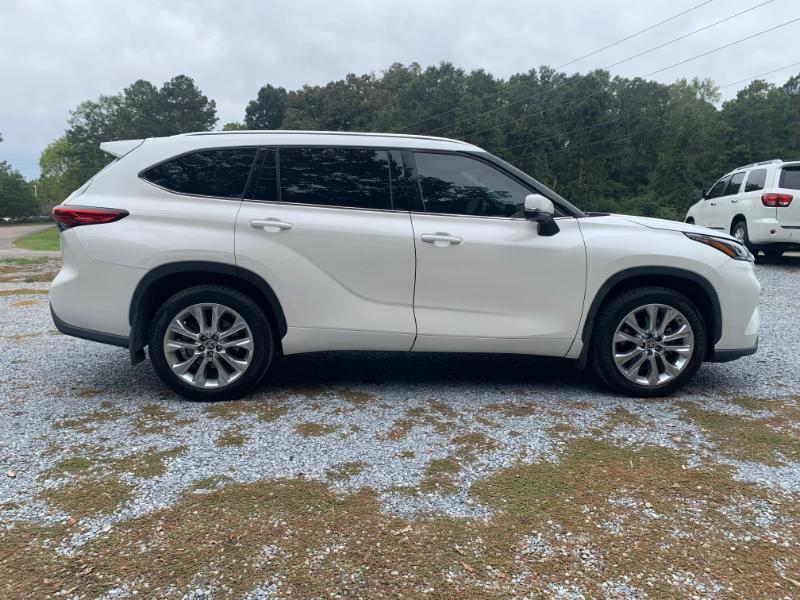 Toyota Highlander Limited AWD V6 2021