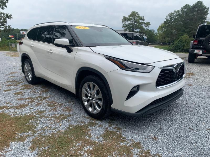 Toyota Highlander Limited AWD V6 2021