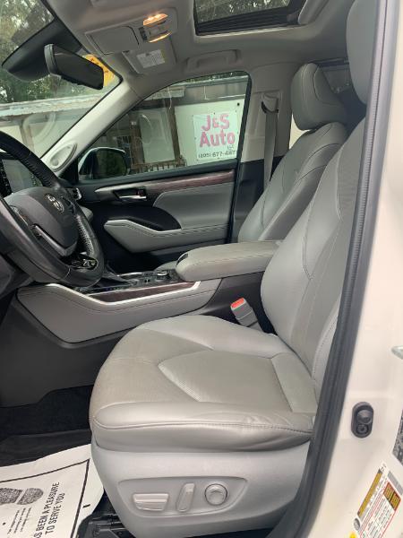 Toyota Highlander Limited AWD V6 2021