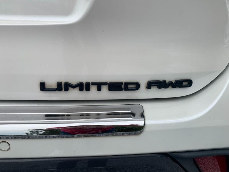 Toyota Highlander Limited AWD V6 2021