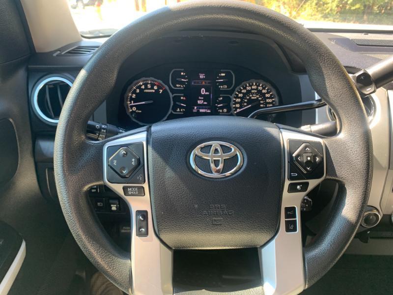 Toyota Tundra SR5 5.7L V8 CrewMax 4WD 2019