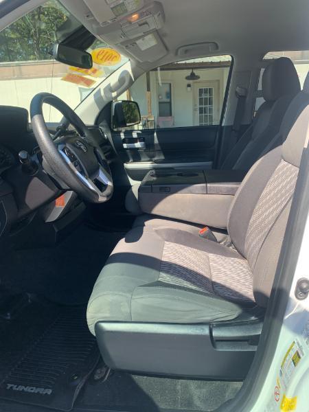 Toyota Tundra SR5 5.7L V8 CrewMax 4WD 2019