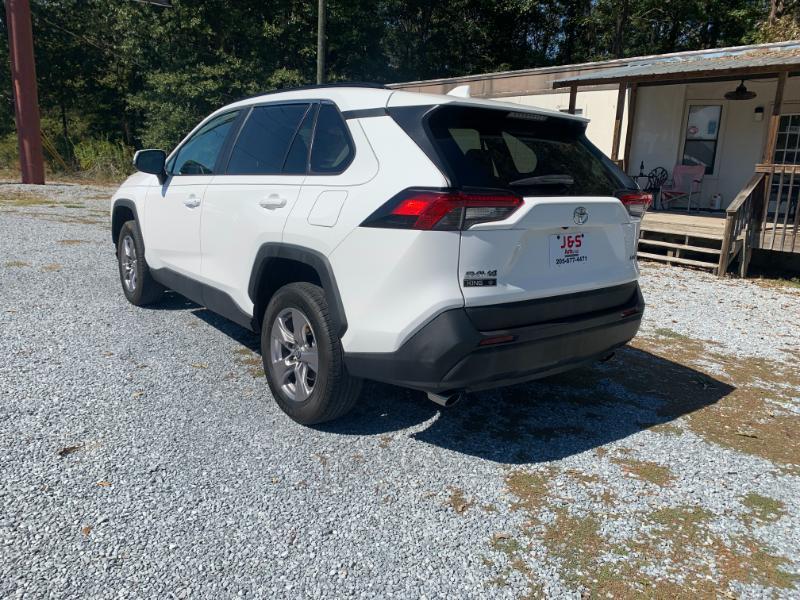 Toyota RAV4 XLE 2023