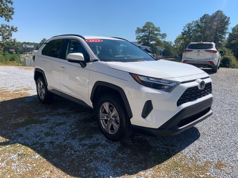 Toyota RAV4 XLE 2023
