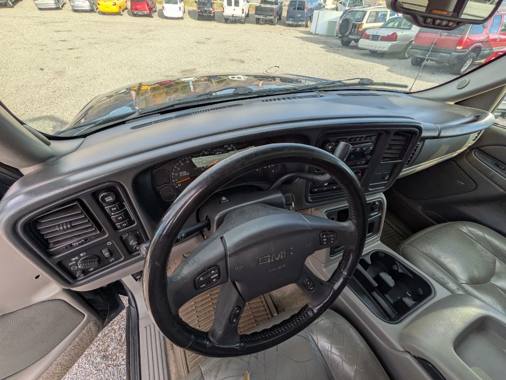 GMC Yukon XL  2005