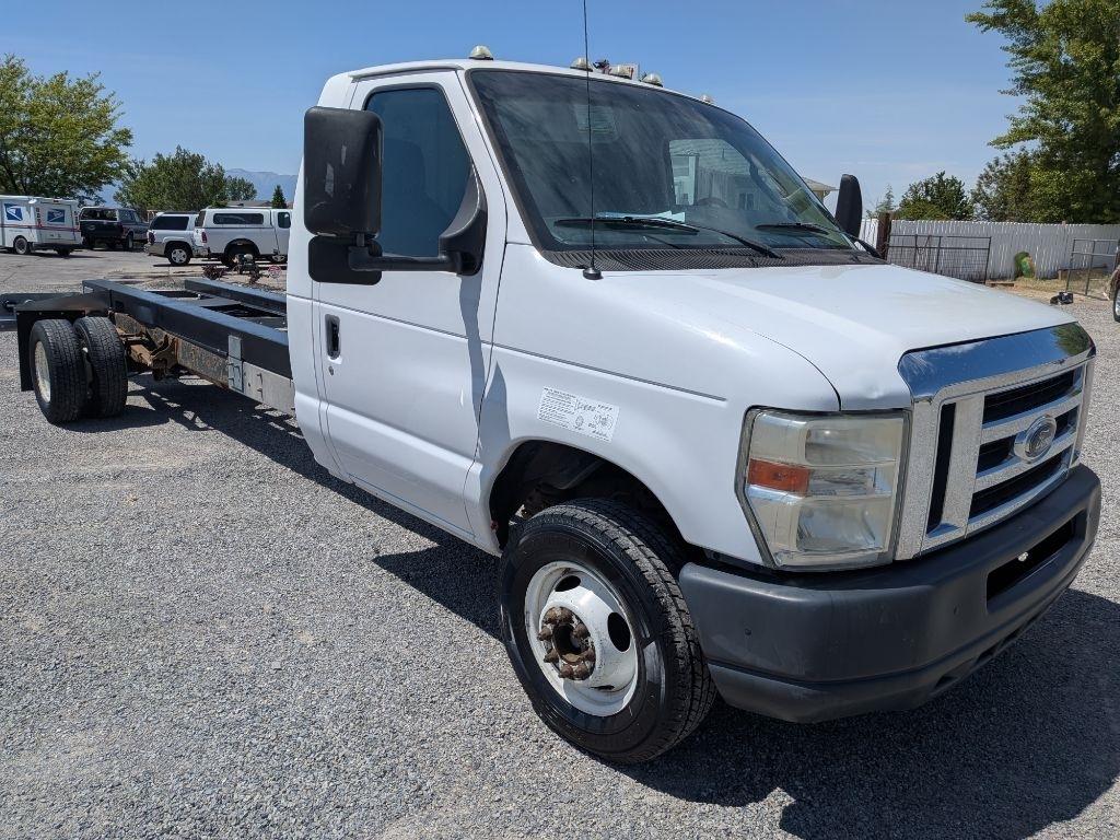2011 Ford Econoline E450 SUPER DUTY CUTAWAY VAN