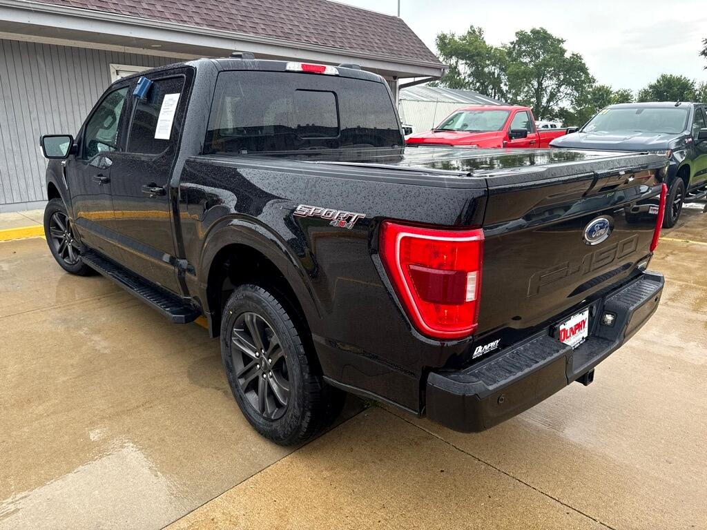 2021 Ford F-150 XLT photo 4