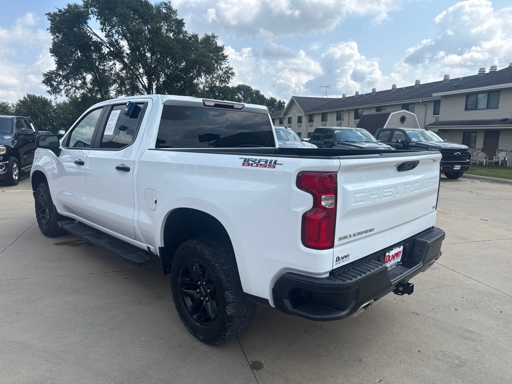 2023 Chevrolet Silverado 1500 LT Trail Boss photo 3