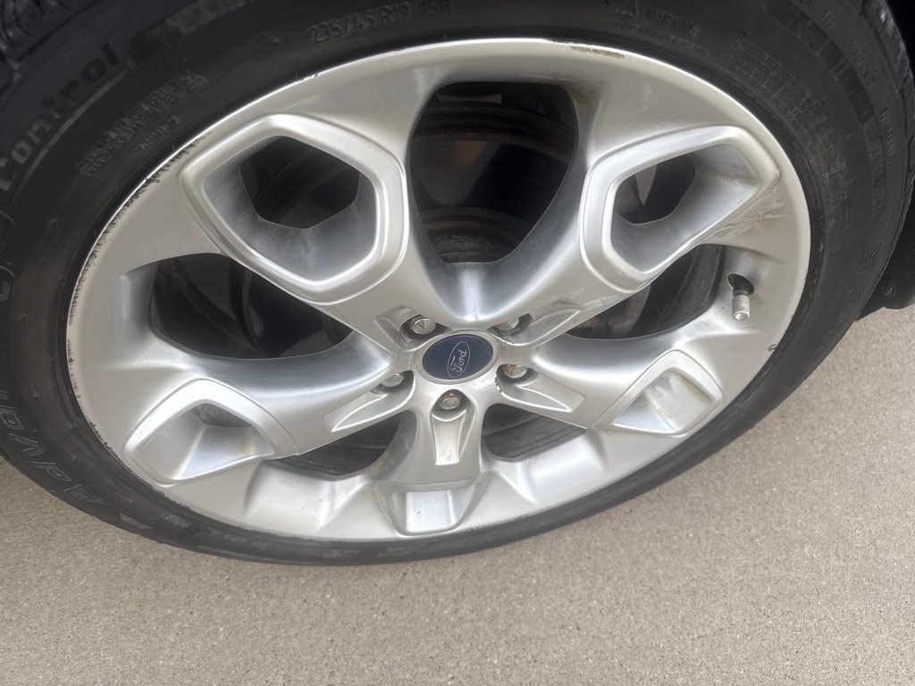 Ford Escape 4WD 4dr Titanium 2015