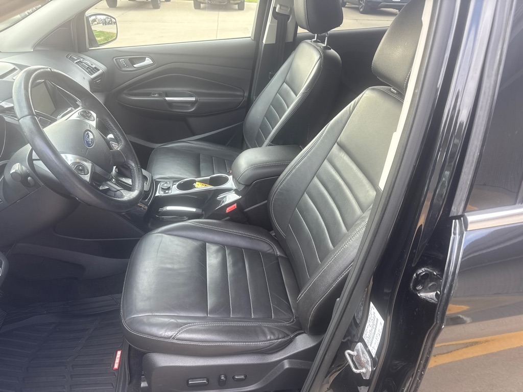 Ford Escape 4WD 4dr Titanium 2015