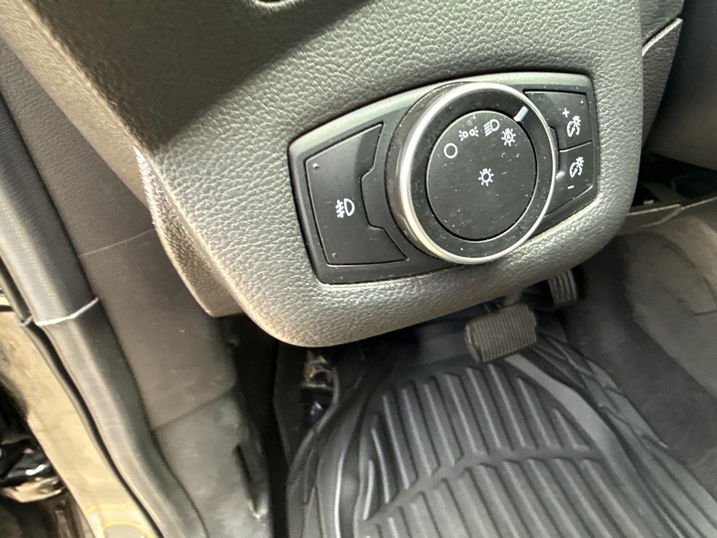 Ford Escape 4WD 4dr Titanium 2015