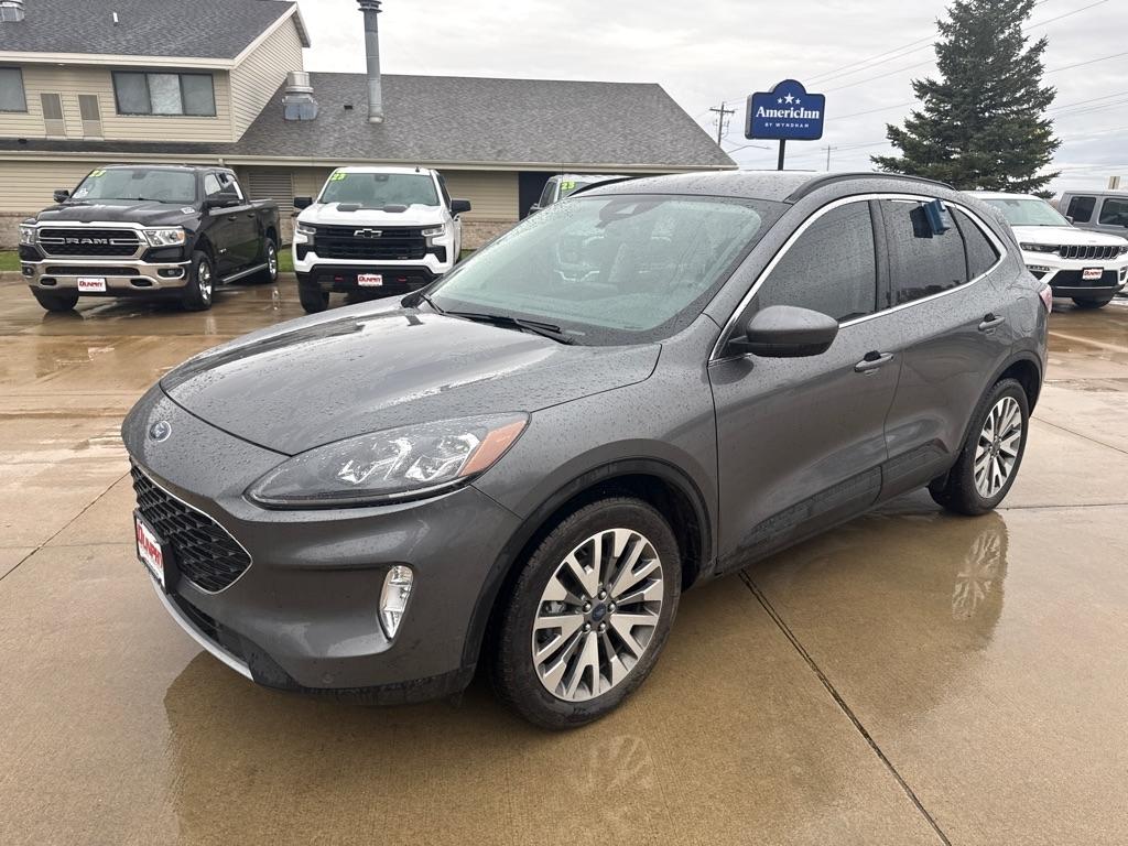 2022 Ford Escape Titanium Hybrid AWD